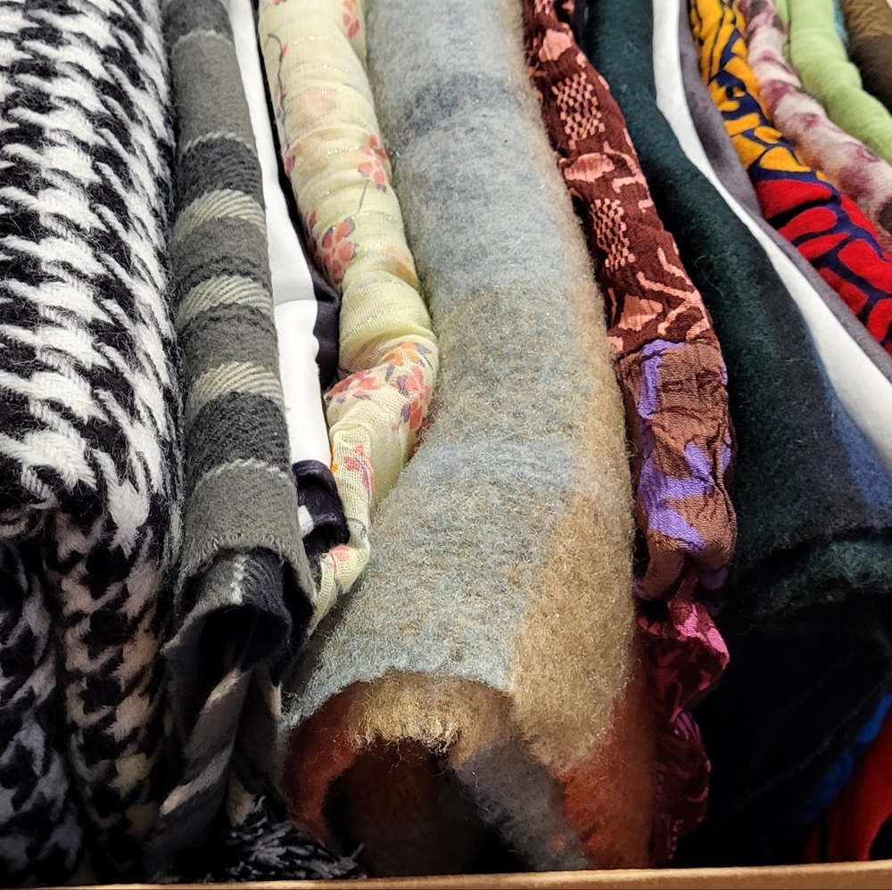 Lot of women's scarves 20 scarf pack bundle